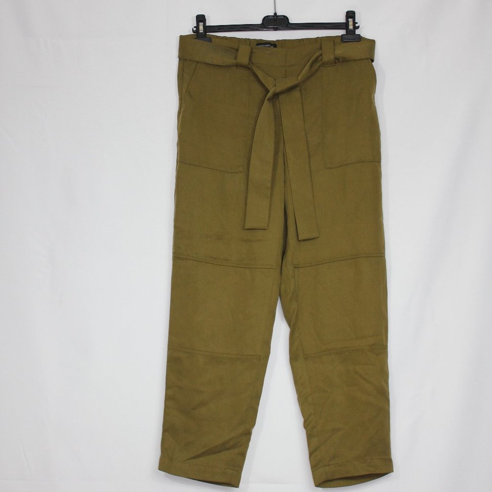 Banana Republic  belted straight relaxed fit  cargo  pants army green Medium